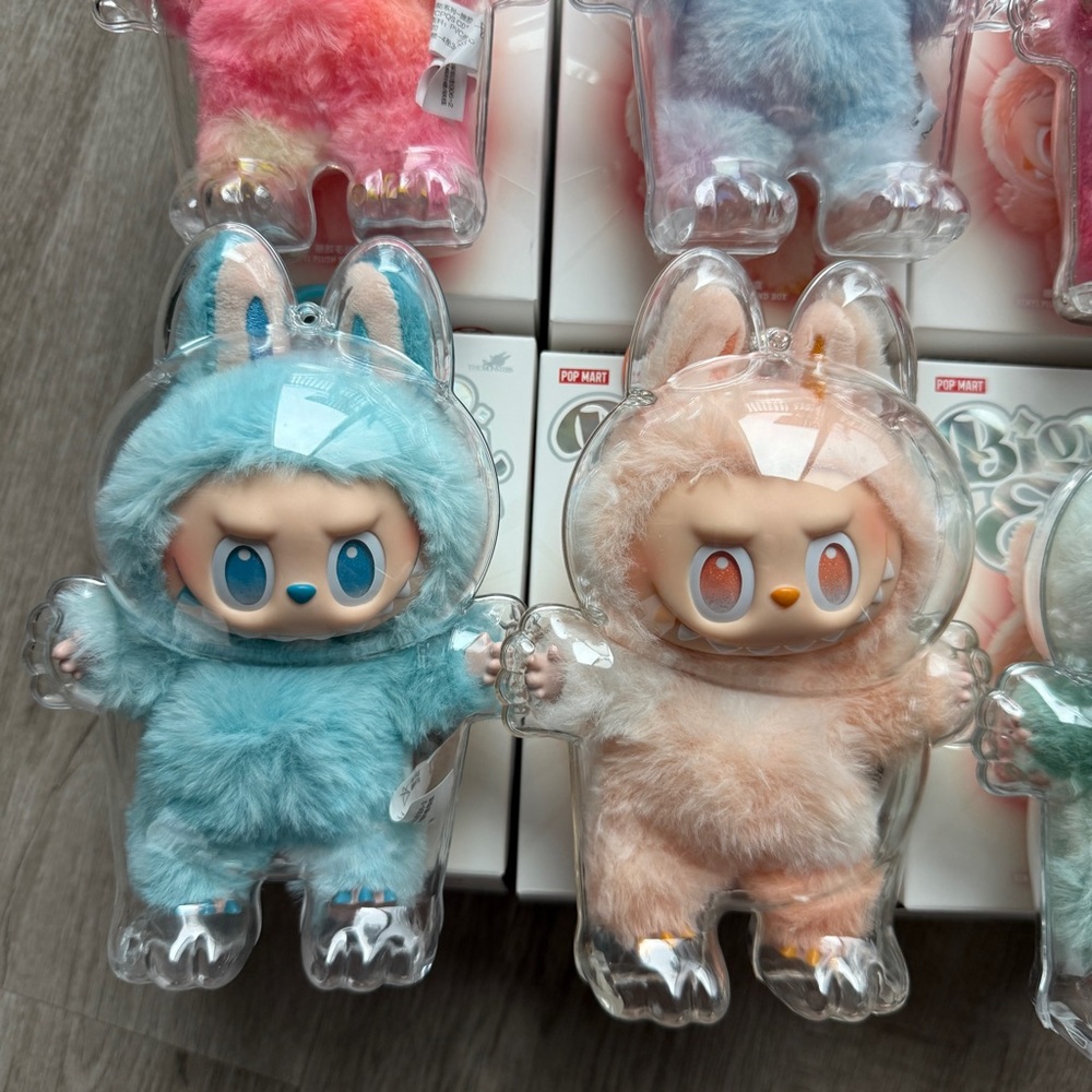Complete Set 6 Labubu Big Into Energy with Cases Pop Mart Vinyl Plush Popmart - Picture 3 of 12